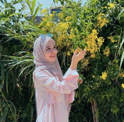 Ambar Puspa Galuh 38